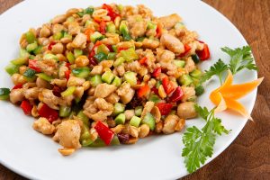 101-Fıstıklı Tavuk Kavurması