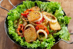 108-Baharatlı Patates Kavurması